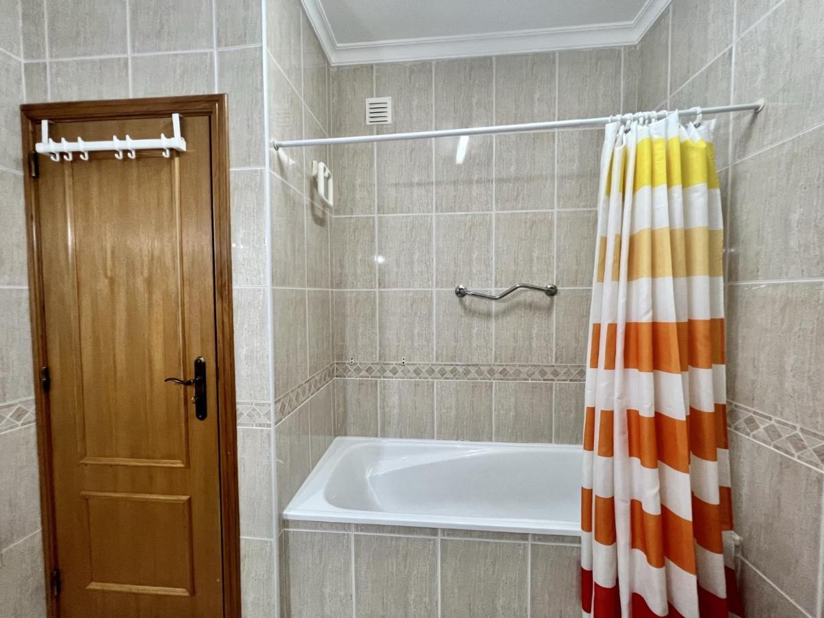 Quarteira Elegant With Pool By Homing Apartman Kültér fotó