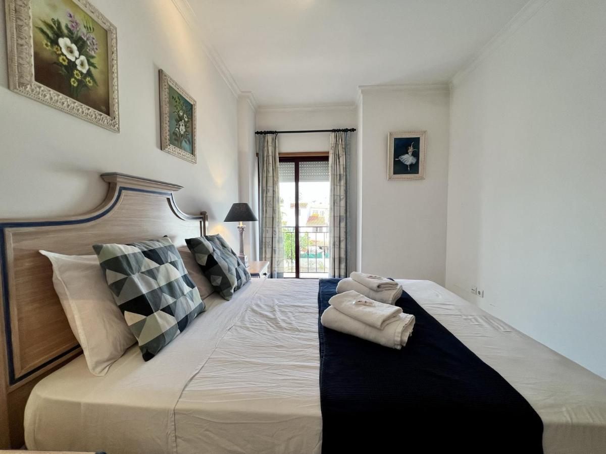 Quarteira Elegant With Pool By Homing Apartman Kültér fotó