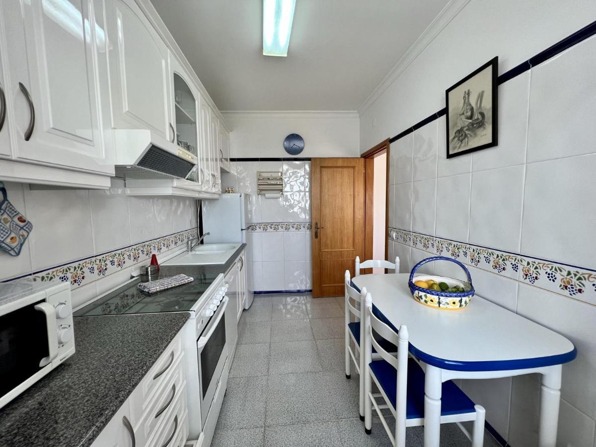 Quarteira Elegant With Pool By Homing Apartman Kültér fotó