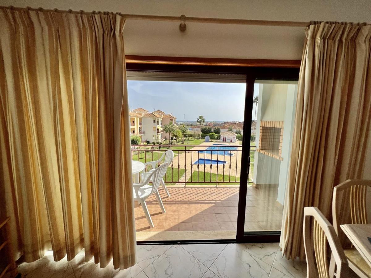 Quarteira Elegant With Pool By Homing Apartman Kültér fotó