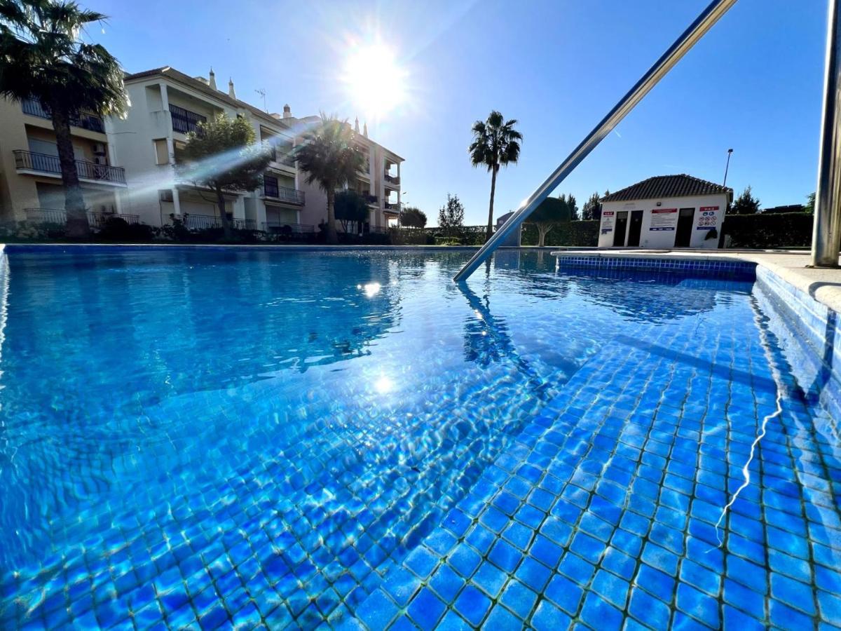 Quarteira Elegant With Pool By Homing Apartman Kültér fotó